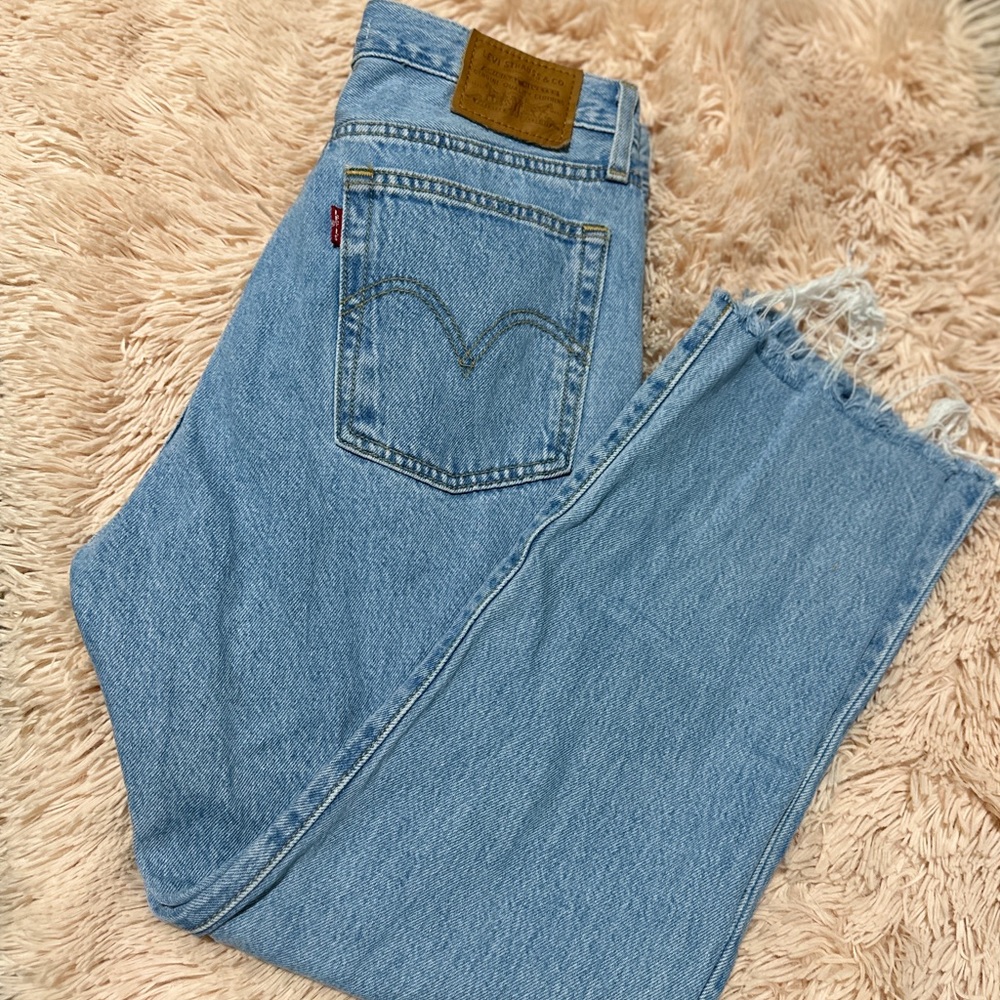 Levi’s | WEDGIE STRAIGHT | 28